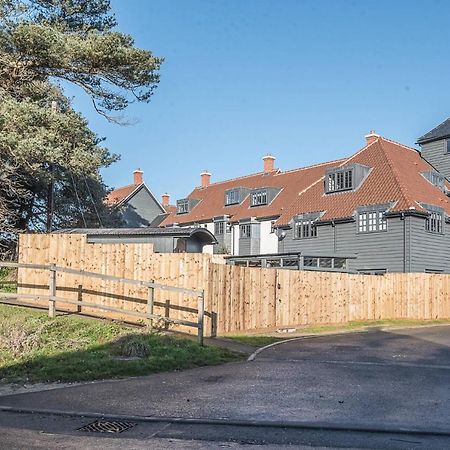 Bo Peep Shepherds Hut, Thorpeness Леистон Экстерьер фото